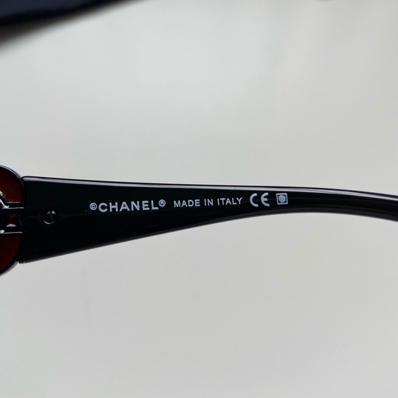 Chanel camellia sunglasses 6032 - Picture 9 of 10